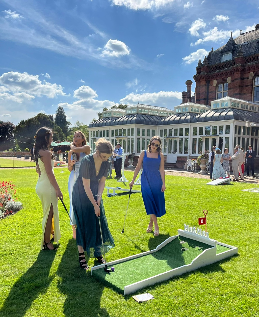 Wedding Mini Golf | Luxury - Unique - Memorable  gallery image 6
